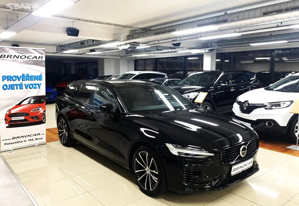 Volvo V60, RECHARGE T6, AWD PLUS DARK ČR